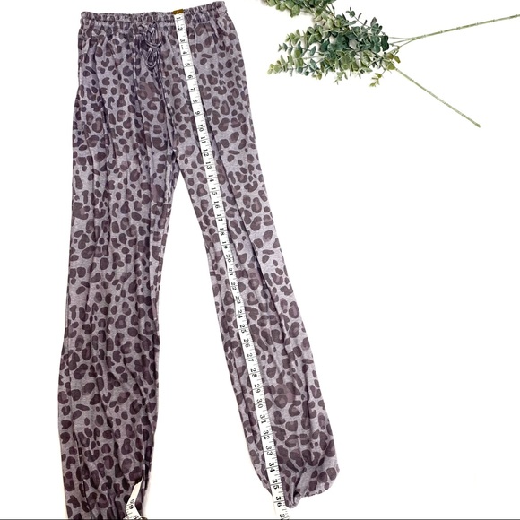 Leopard Pajama Set - Picture 5 of 6